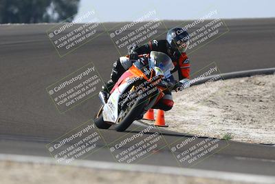 media/Nov-01-2025-TrackDaz (Sat) [[2b4d5192bc]]/B Group/1220pm (Turn 2 Outside)/